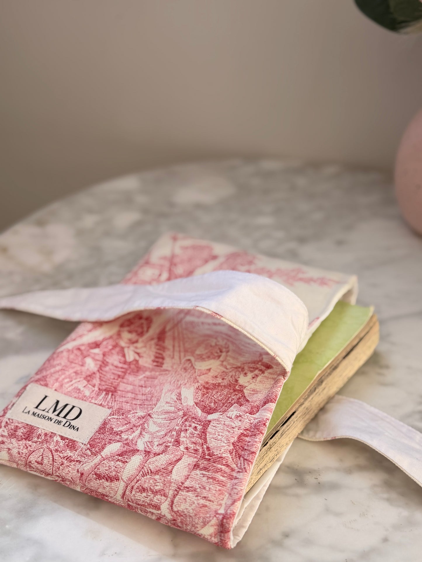 Pochette Livre Toile de Jouy Rose