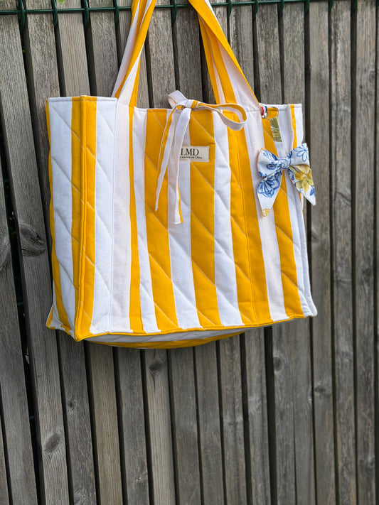 👜 Sac cabas matelassé “LMD – La Maison de Dina” rayure blanc et jaune