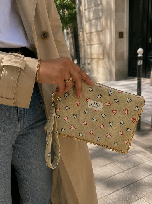 ✨ Pochette Bohème Cœurs – La Maison de Dina