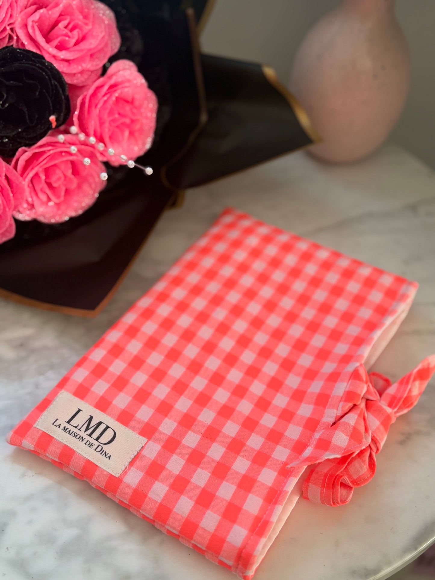 Pochette livre vichy corail à nouer