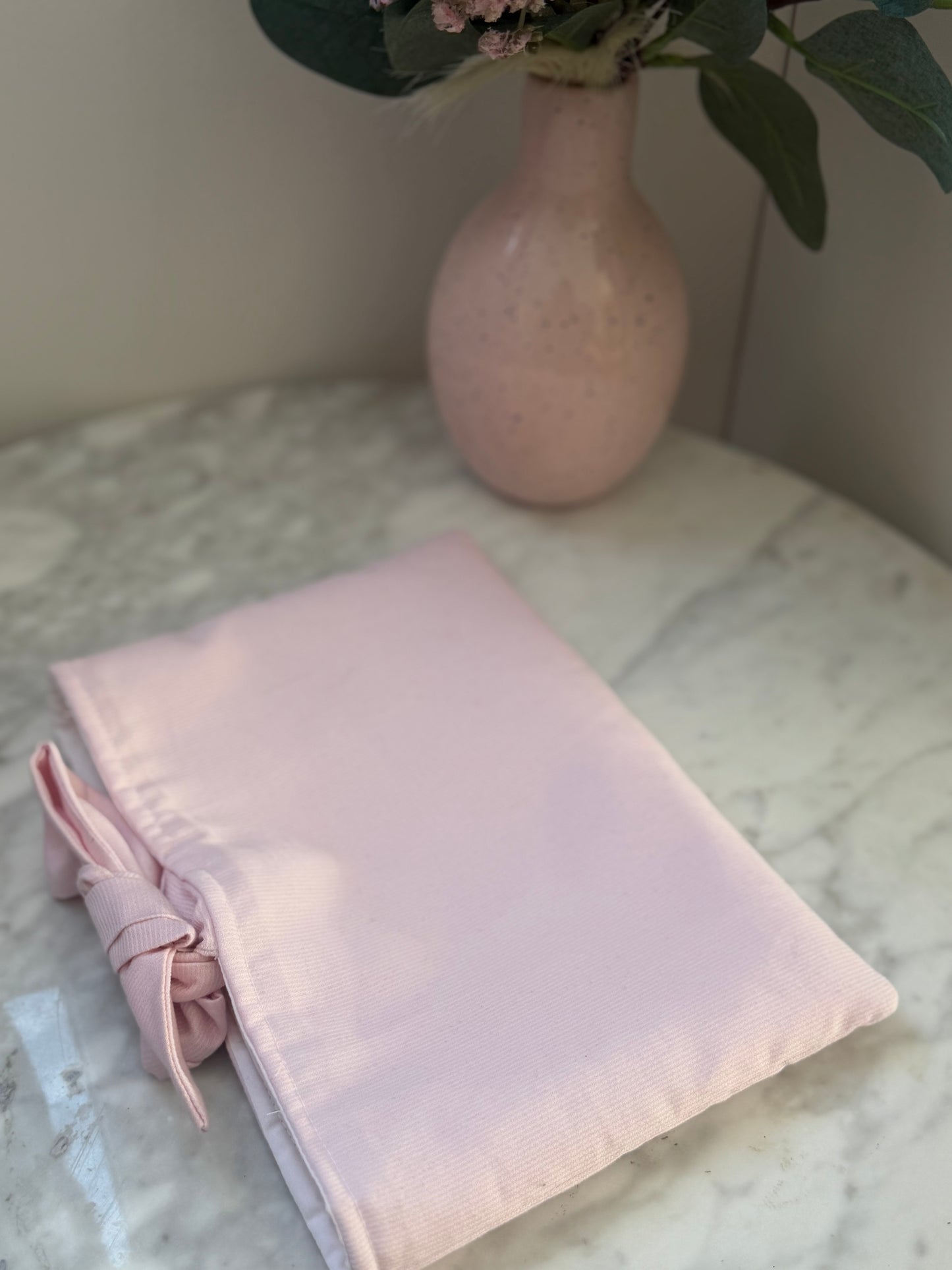 Pochette livre rose poudré
