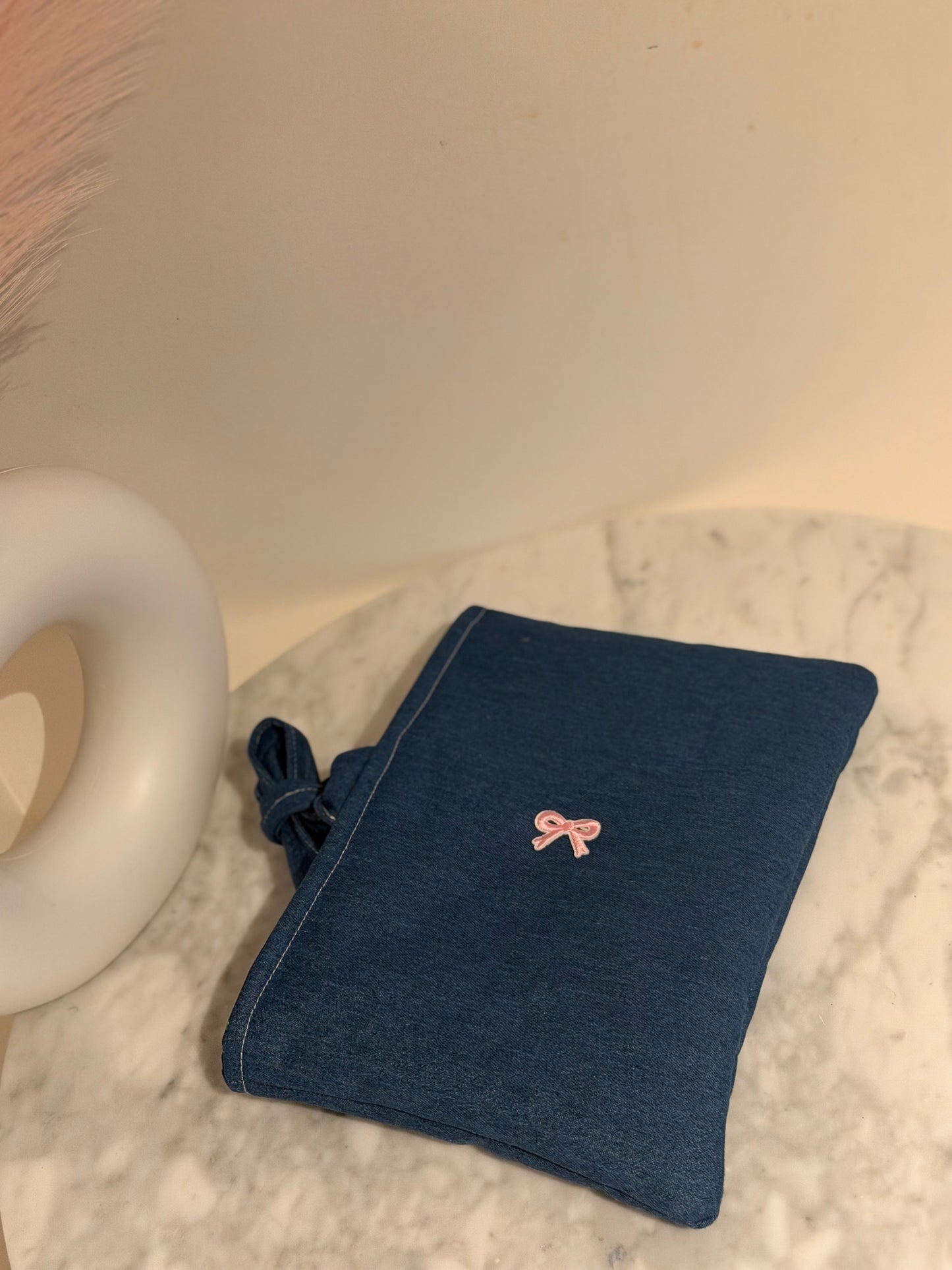 Pochette Denim Cherry – Collection Stickers