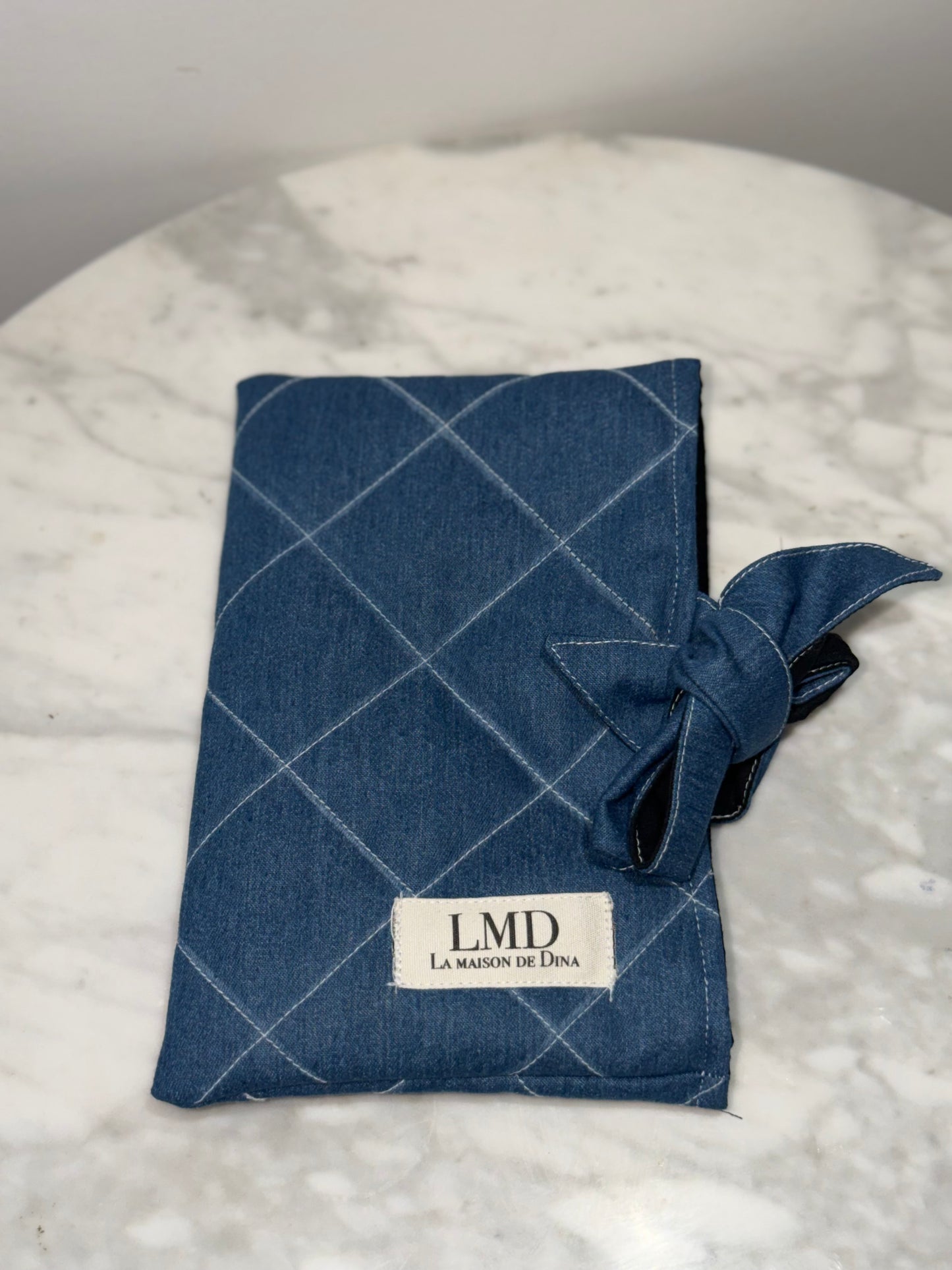 📖 Pochette Livre Denim Matelassé